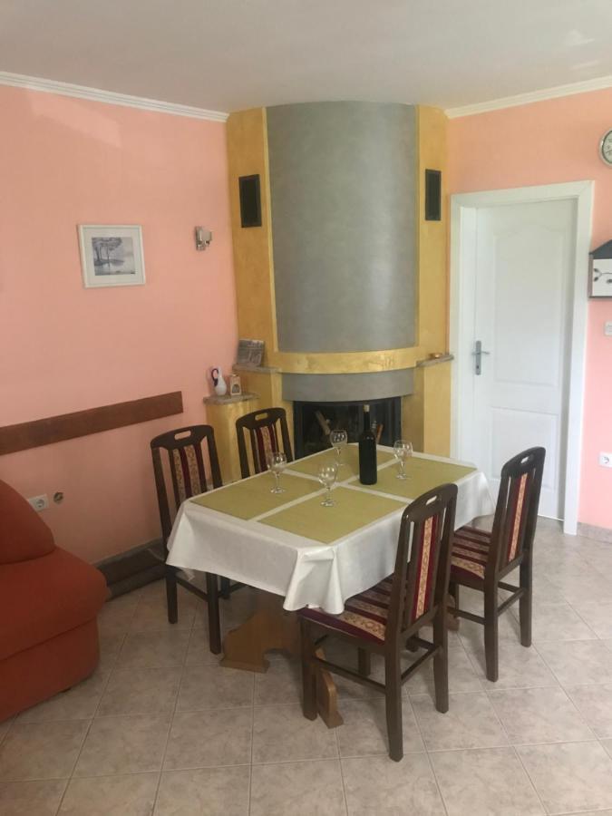דירות קרפינה Kuca Za Odmor Magdalena&V מראה חיצוני תמונה